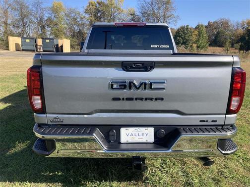 2026 GMC Sierra 2500 SLE