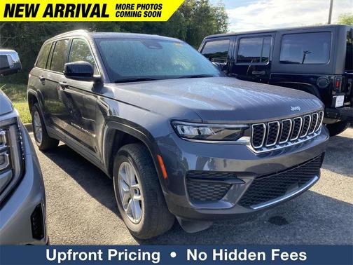 2023 Jeep Grand Cherokee Laredo