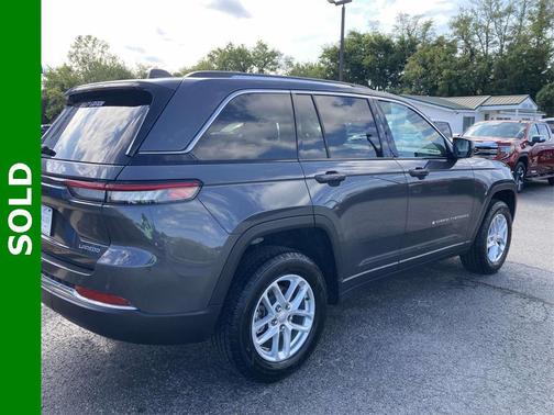 2023 Jeep Grand Cherokee Laredo