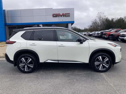 2022 Nissan Rogue Platinum