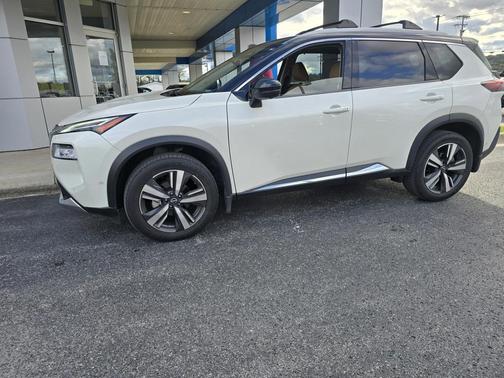 2022 Nissan Rogue Platinum