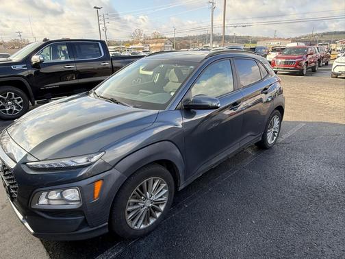 2020 Hyundai KONA SEL Plus