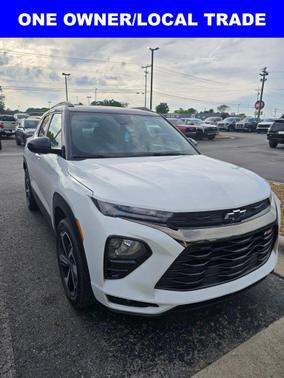 Summit White 2023 Chevrolet Trailblazer RS