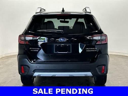 2022 Subaru Outback Touring XT