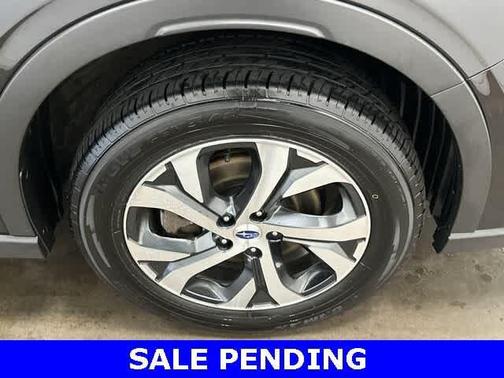 2022 Subaru Outback Touring XT