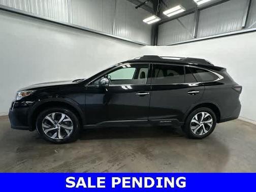2022 Subaru Outback Touring XT