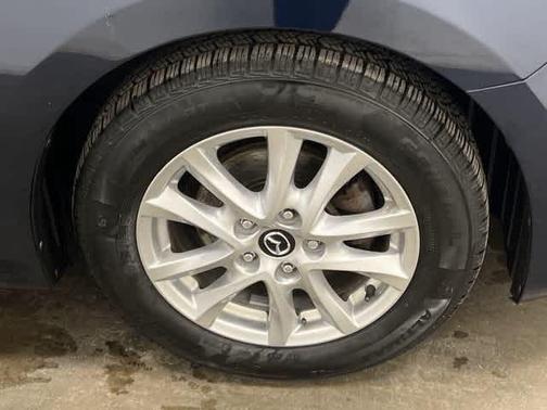 2016 Mazda Mazda3 i Touring