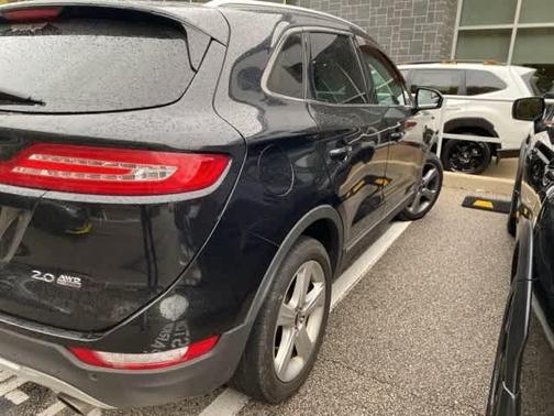 2015 Lincoln MKC Base