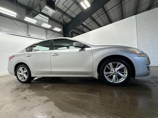 2013 Nissan Altima 2.5 SV