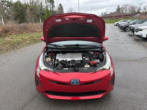 2018 Toyota Prius Three