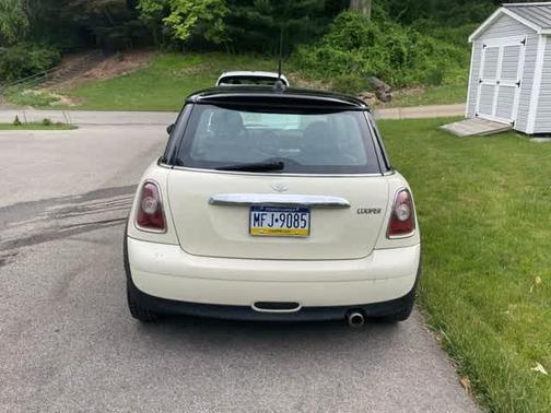 2007 MINI Cooper Base