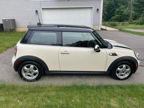 2007 MINI Cooper Base