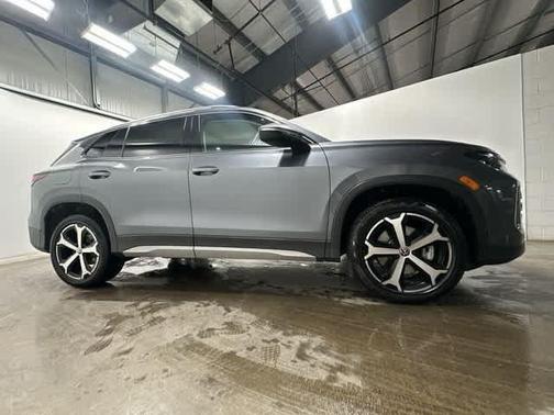 2025 Volkswagen Tiguan 2.0T SE 4MOTION