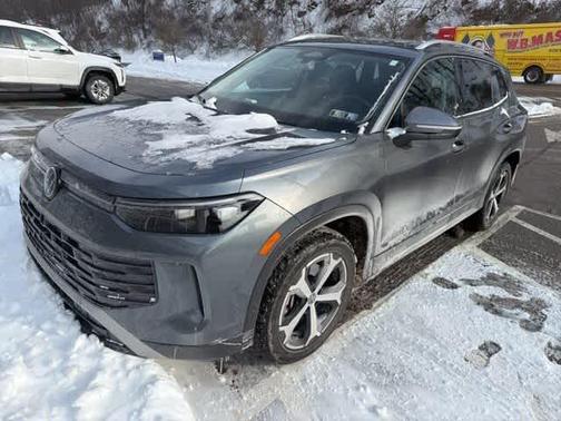 2025 Volkswagen Tiguan 2.0T SE 4MOTION