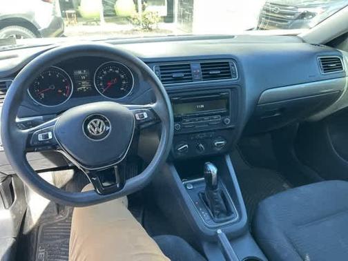 2015 Volkswagen Jetta 1.8T SE