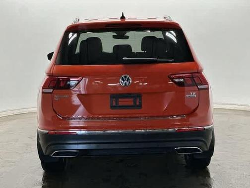 2018 Volkswagen Tiguan 2.0T SEL