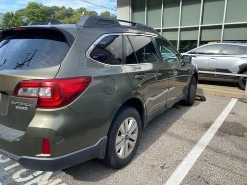 2017 Subaru Outback 2.5i Premium