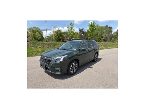 Cascade Green Silica 2023 Subaru Forester Limited
