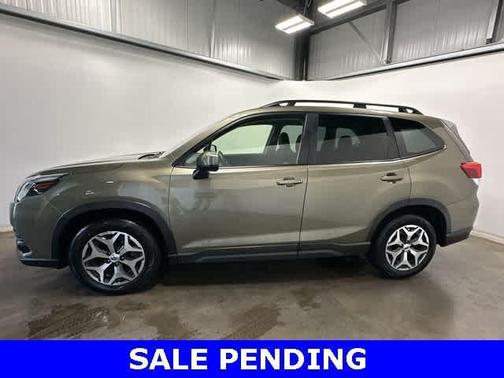 2022 Subaru Forester Premium