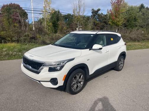 2022 Kia Seltos EX