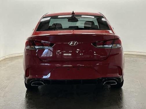 2018 Hyundai SONATA Sport