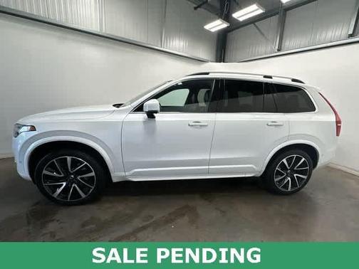 2018 Volvo XC90 T6 Momentum