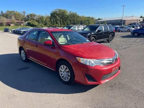2014 Toyota Camry LE