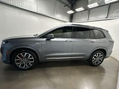 2022 Cadillac XT6 Sport AWD