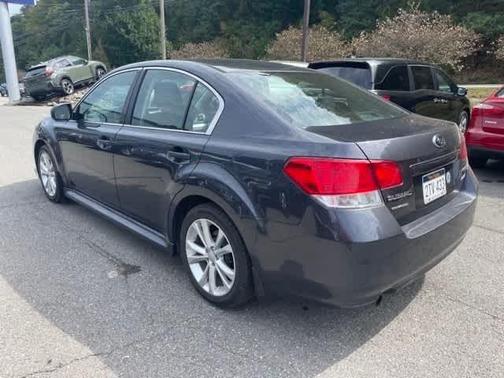 2013 Subaru Legacy Premium