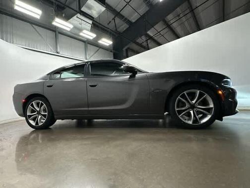 2016 Dodge Charger R/T