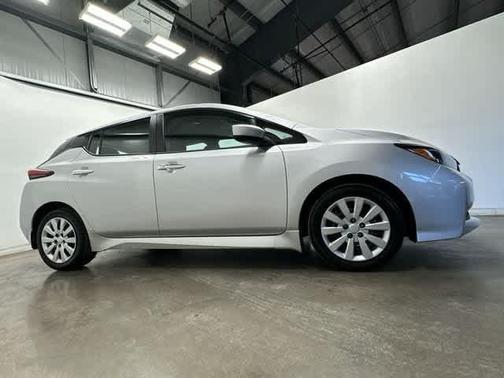 2023 Nissan Leaf S 40 kWh