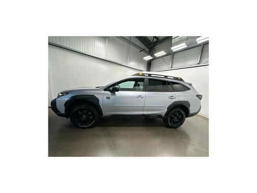 Ice Silver Metallic 2025 Subaru Outback Wilderness