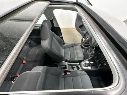 2011 Volkswagen Golf 2.5L
