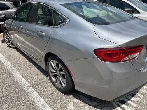 2015 Chrysler 200 C