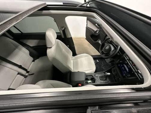 2020 Volkswagen Tiguan 2.0T SEL