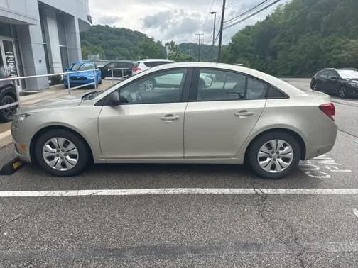 2013 Chevrolet Cruze LS