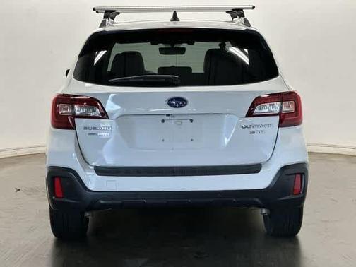 2019 Subaru Outback 3.6R Touring