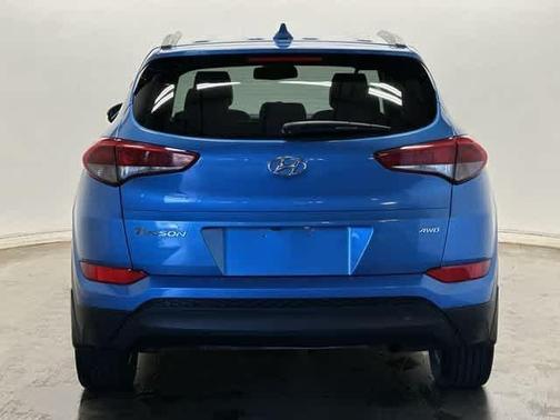 2017 Hyundai TUCSON SE Plus
