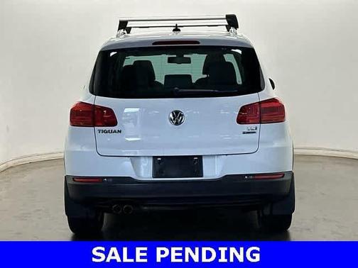 2017 Volkswagen Tiguan 2.0T Wolfsburg Edition