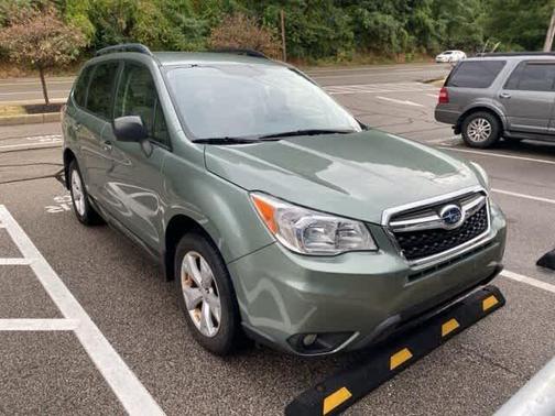 2015 Subaru Forester 2.5i