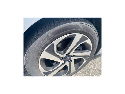 Ice Silver Metallic 2022 Subaru Legacy Limited