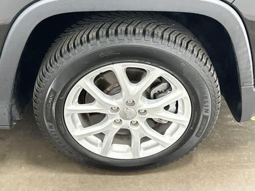 2017 Jeep Cherokee Latitude