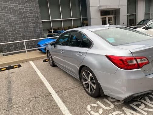 2018 Subaru Legacy Limited