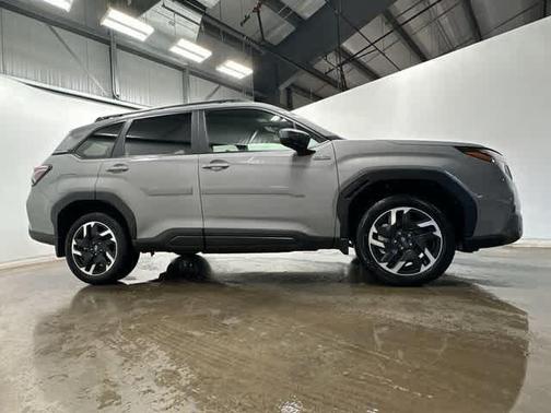 2025 Subaru Forester Hybrid Premium