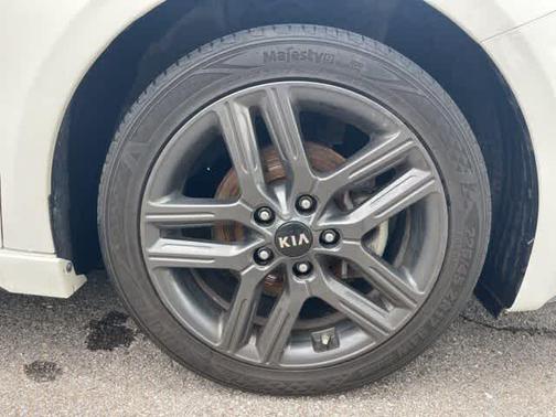 2021 Kia Forte GT-Line