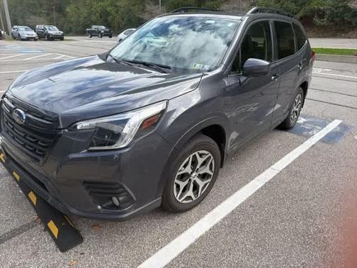 2023 Subaru Forester Premium