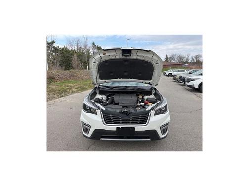 Crystal White Pearl 2021 Subaru Forester Touring