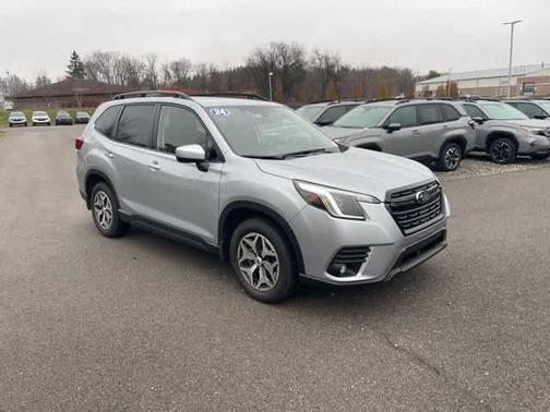 2024 Subaru Forester Premium