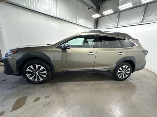 2024 Subaru Outback Touring XT
