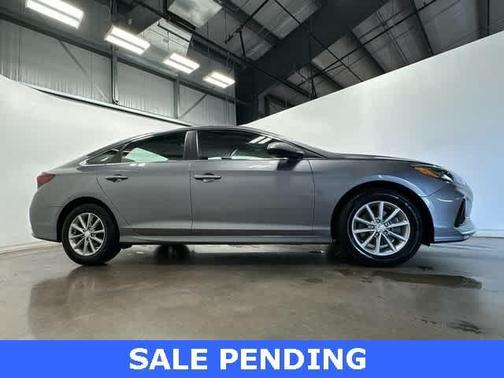 2018 Hyundai SONATA SE